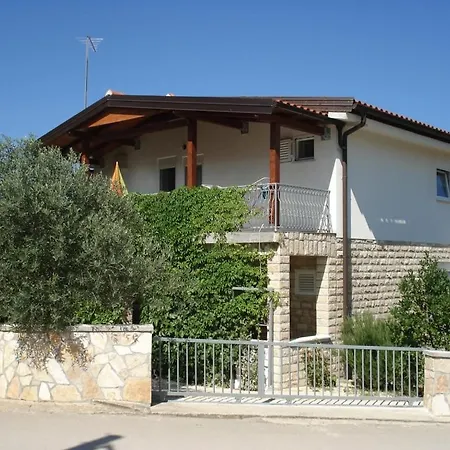 In With Terrace, Air Conditioning, W-lan 5013-5 Appartement